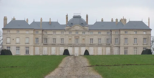 Фото: Château de Sourches