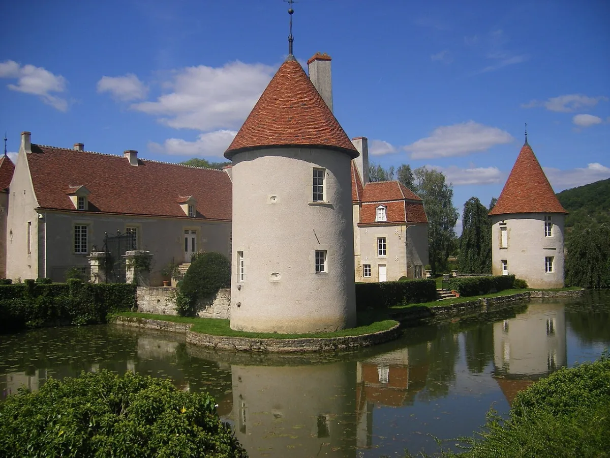 Château de Brinon 사진